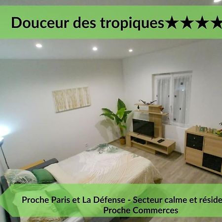 *Douceur Des Tropiques*Parisis Apartment Argenteuil Bagian luar foto