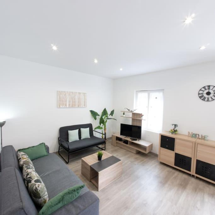 *Douceur Des Tropiques*Parisis Apartment Argenteuil Bagian luar foto